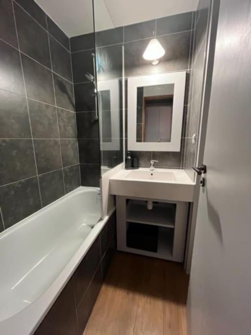 Studio 4 personnes Plein Centre - Appartement 1 Chambre - 3