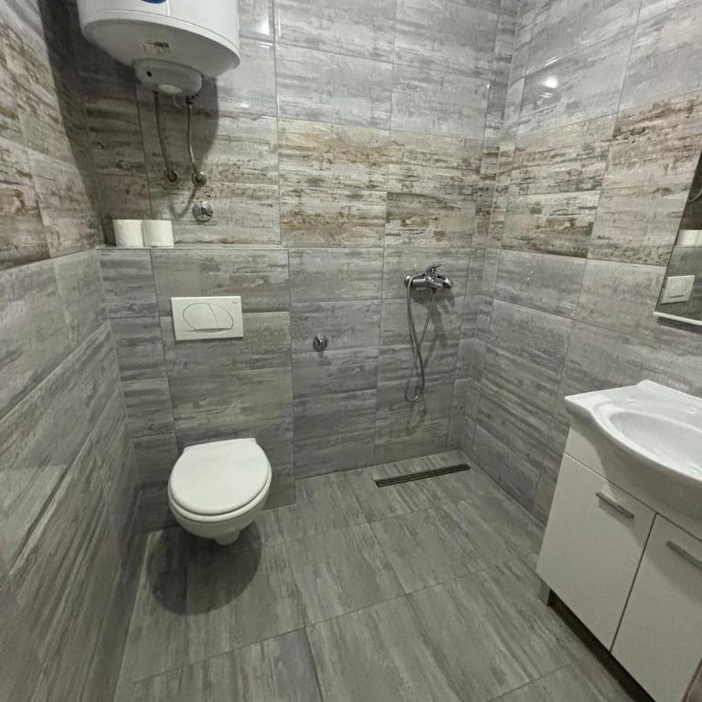 Pool & Rest Holiday Home 3D - Five-Bedroom House - 10