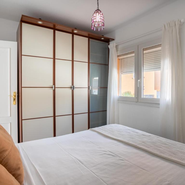 Frente al Mar - Terraza - Piscina - Playa 1 min - Apartamento de 1 dormitorio - 48