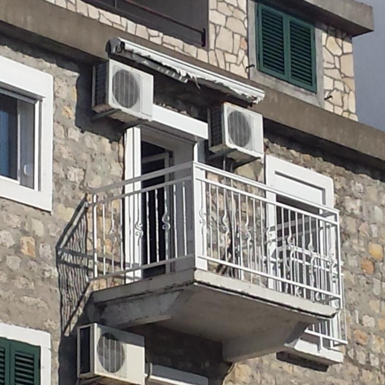 Apartments Teodora Obala - One-Bedroom Apartment with Balcony and Sea View - 17
