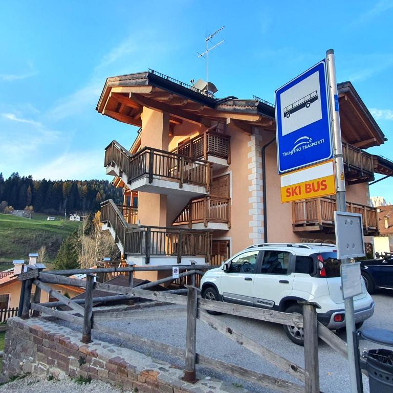 CASA ANGELA Moena - Appartamento con 3 Camere da Letto e Vista Montagna - 11