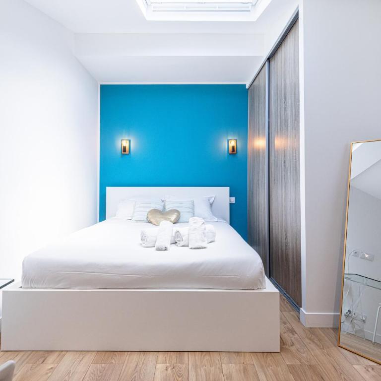 5 FODERE - Magnifique Duplex - Port de Nice - Dernier etage - One-bedroom Loft Apartment - 11