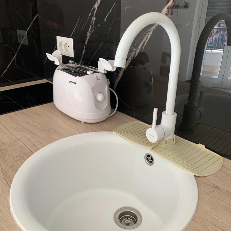B&Baldo Vatican - Double Room with Balcony - 25