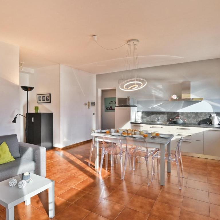 Appartamento Armonia by Theater Home - Appartamento con Vista Montagna - 2