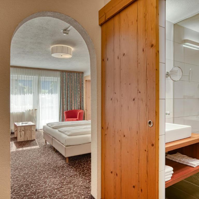 Hotel Erika - Familienzimmer mit Balkon - 5