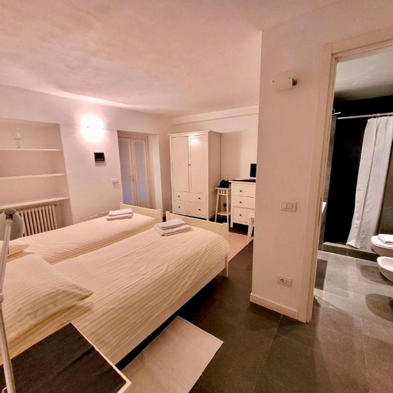 Agriturismo Castello di Vezio - Appartamento con 2 Camere da Letto - 6