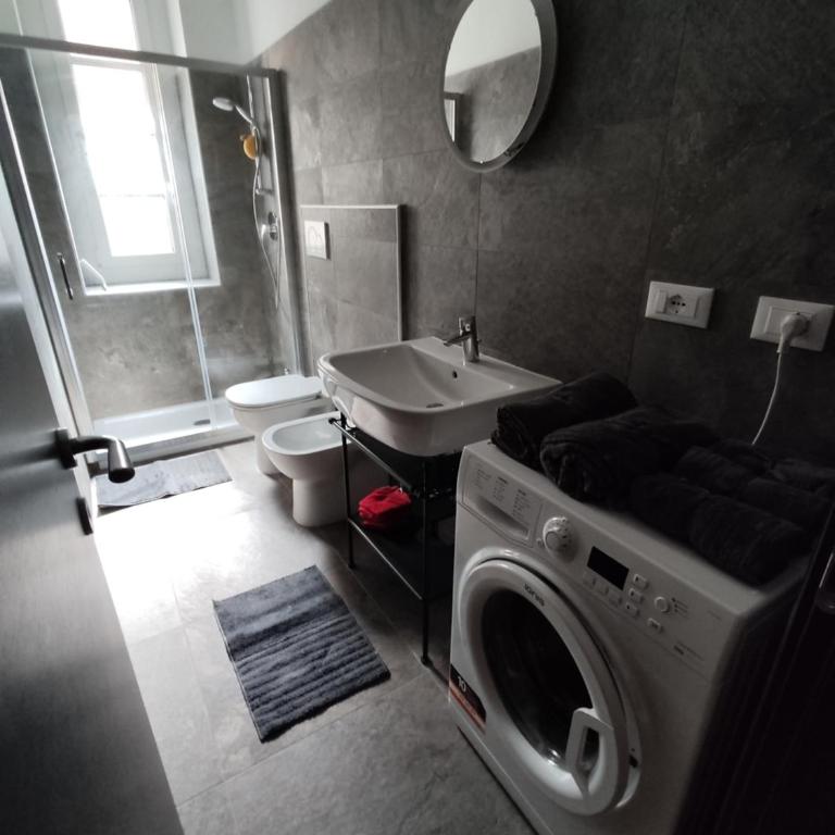 Bell'appartamento in Cit Turin, Interamente ristrutturato - Appartamento con 2 Camere da Letto - 5
