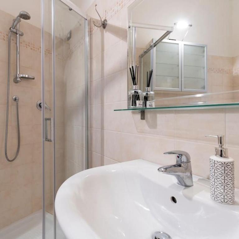 enJoy Home - Appartamento Carducci - Appartamento con 2 Camere da Letto - 33