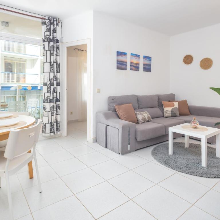 A pie de todo, Luz, Balcón y Playa en Tossa - Apartamento de 2 dormitorios - 1