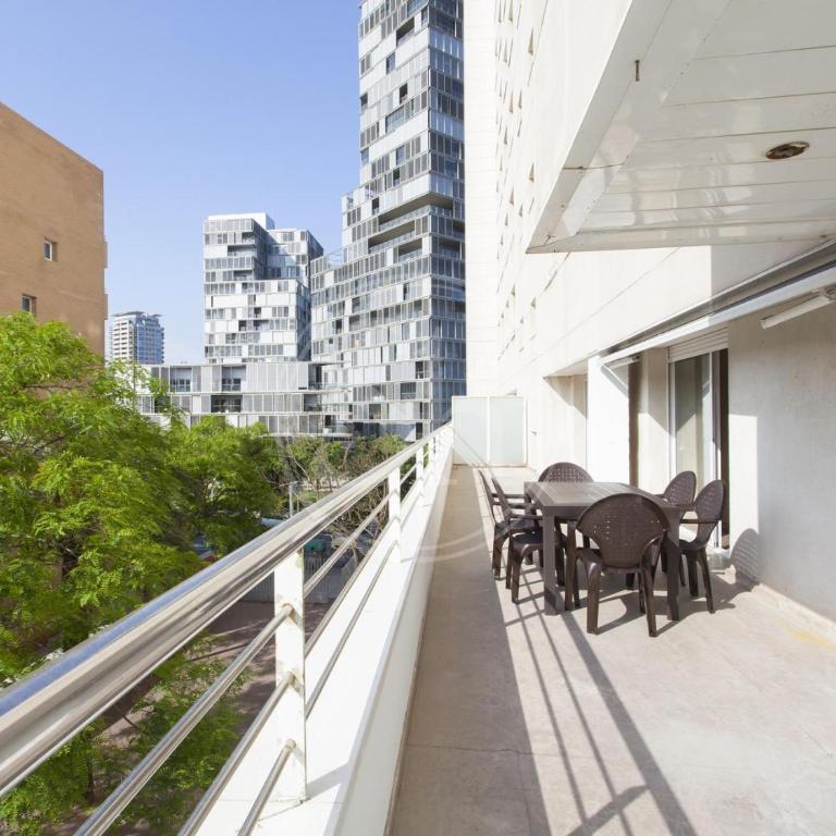 Apartment close to the beach with terrace - Three-Bedroom Apartment - 1