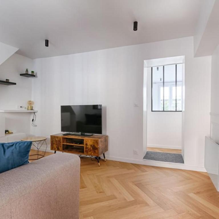 MyKeypers - Stylish & Luxury Duplex 2BR-8P - Le Marais - Three-Bedroom Apartment - 14