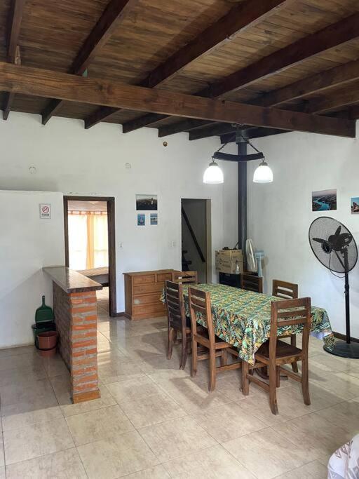 Alquilo por temporada - Casa de 2 dormitorios - 4