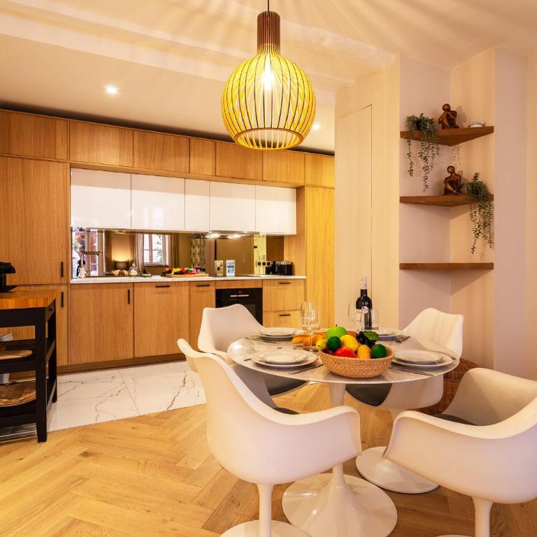 COSY VOLTI AP4434 By Riviera Holiday Homes - Appartement - Rez-de-Chaussée - 4