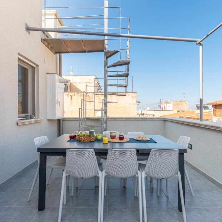 La Dolce Vista - Magaggiari - Three-Bedroom Vacation Home - 73