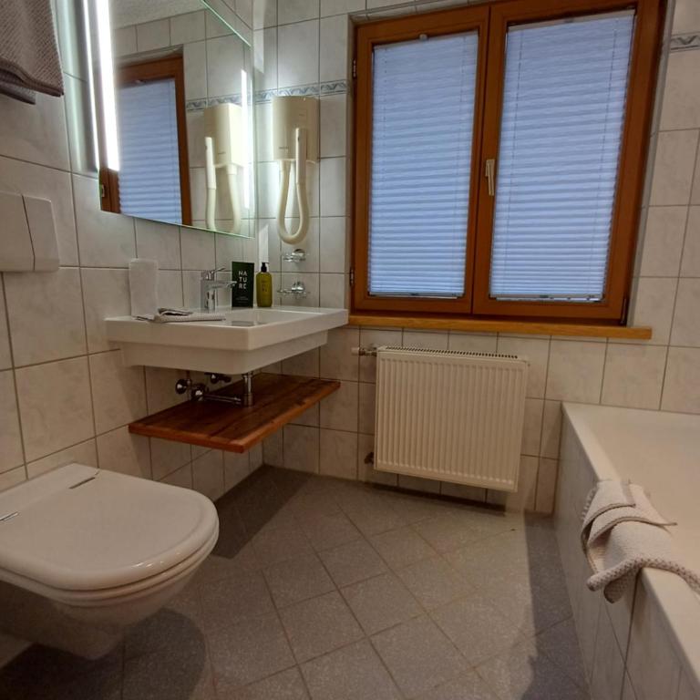 Haus Marion Haueis - Budget Doppelzimmer - 11