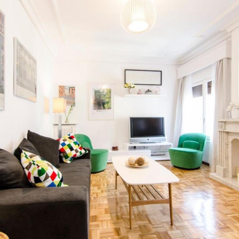 Bright Modern 3BD - Barrio de las Letras - Three-Bedroom Apartment - 1