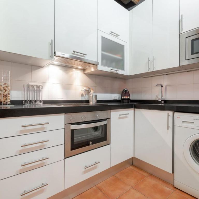 Duplex Terrace- 2BED 2BATH- CHUECA - Two-Bedroom Apartment - 6