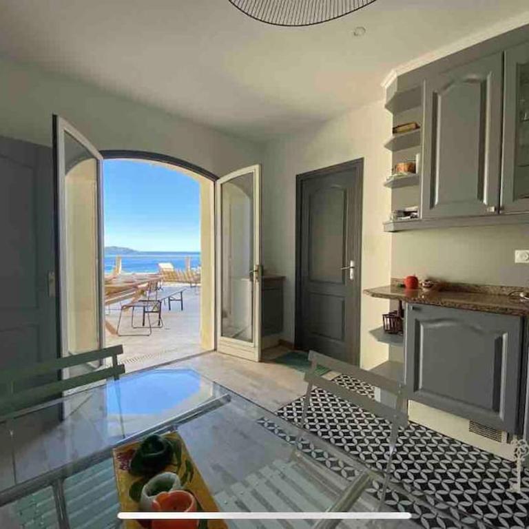 Villa élégante vue mer 180 plage à 5 min luxe et confort garantis - Villa - 8