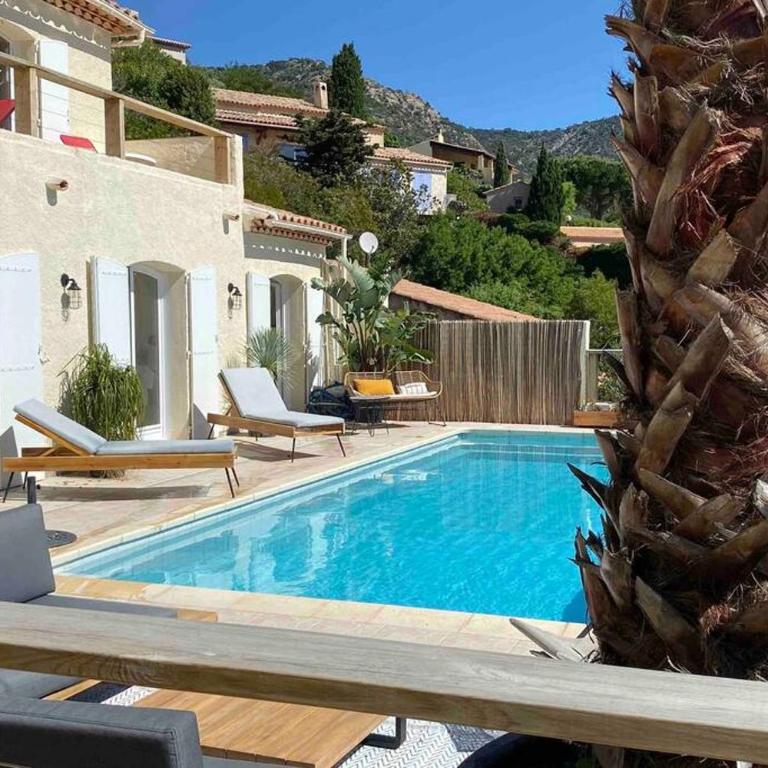 Villa élégante vue mer 180 plage à 5 min luxe et confort garantis - Villa - 16