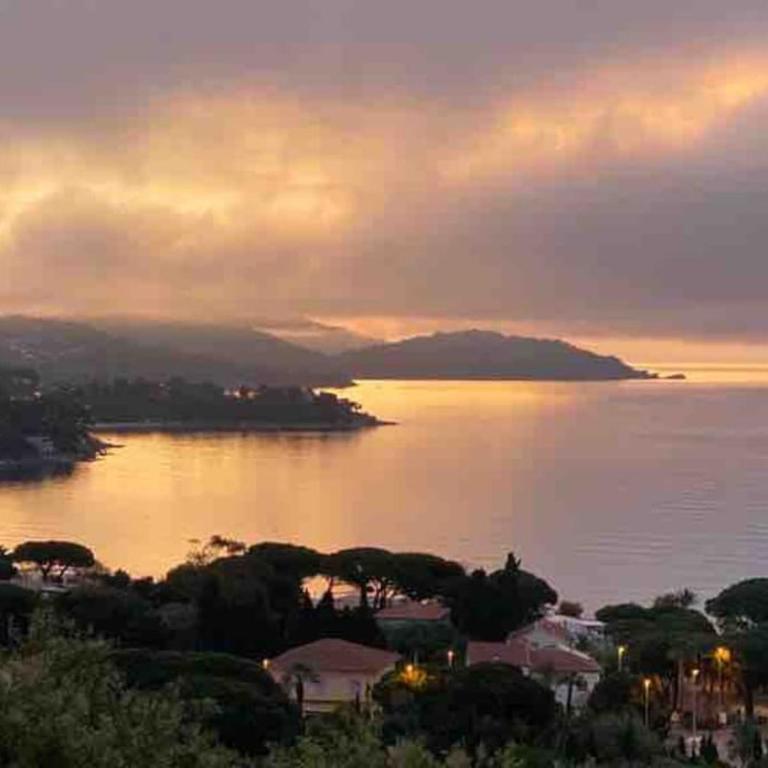 Villa élégante vue mer 180 plage à 5 min luxe et confort garantis - Villa - 27