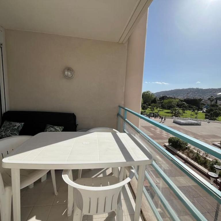 F2 climatisé, piscine, parking, tout à pied - Apartment mit 1 Schlafzimmer - 11