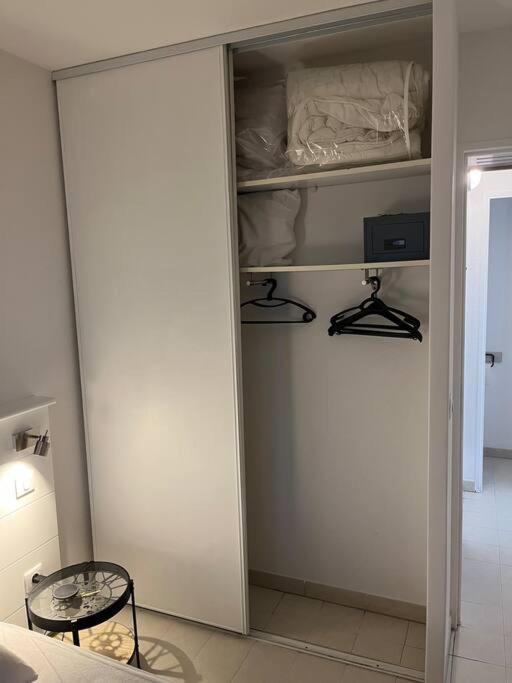 F2 climatisé, piscine, parking, tout à pied - Apartment mit 1 Schlafzimmer - 35