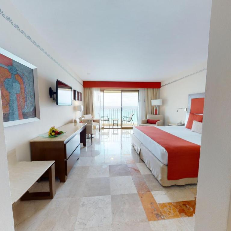 Grand Park Royal Cancun - All Inclusive - Deluxe Ocean View - 4