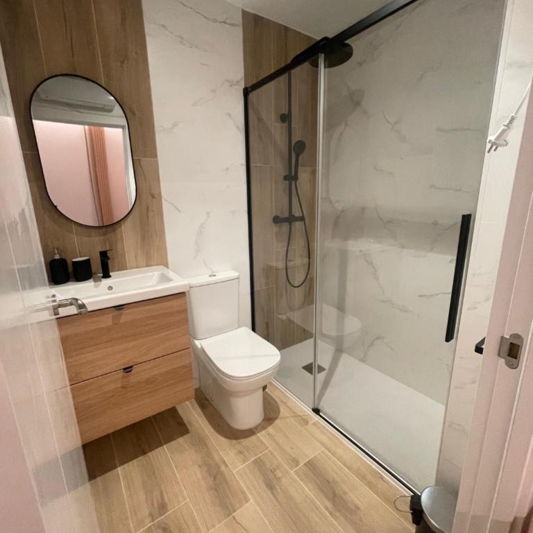 A 4 min andando del metro 3 habitaciones con baño privado - Apartamento de 3 dormitorios - 22