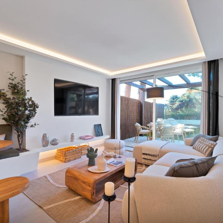 Los Pinos de Aloha Golf - Two-Bedroom Apartment - 1