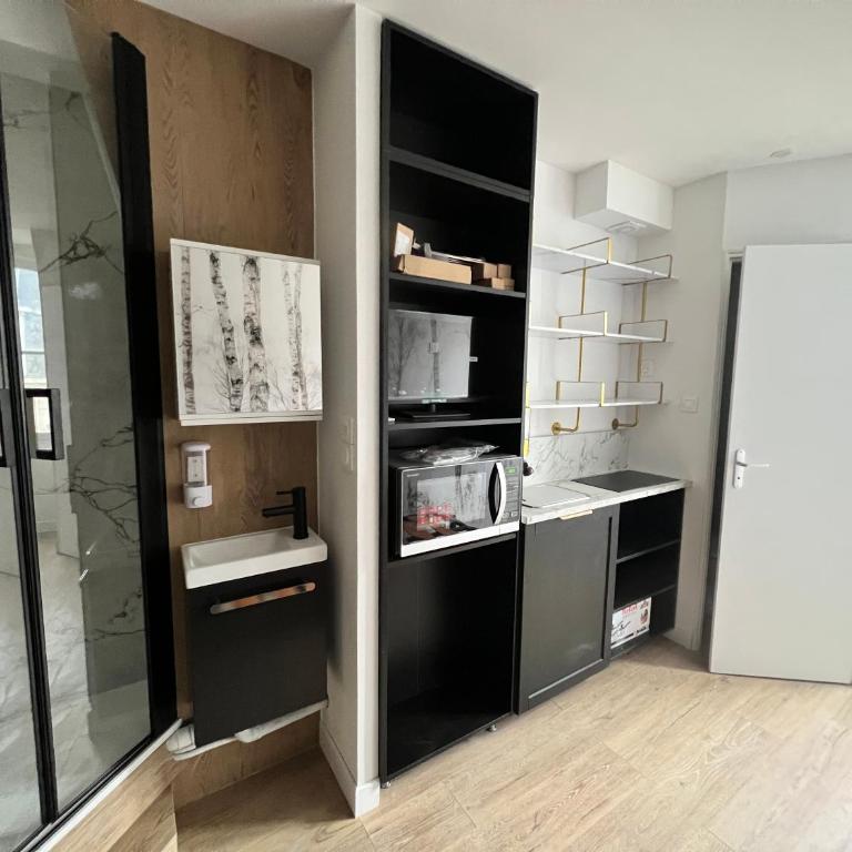 Batignolles, Montmartre Chambre 12m2 , Metro 13 et 14 - Apartamento de 1 dormitorio - 7