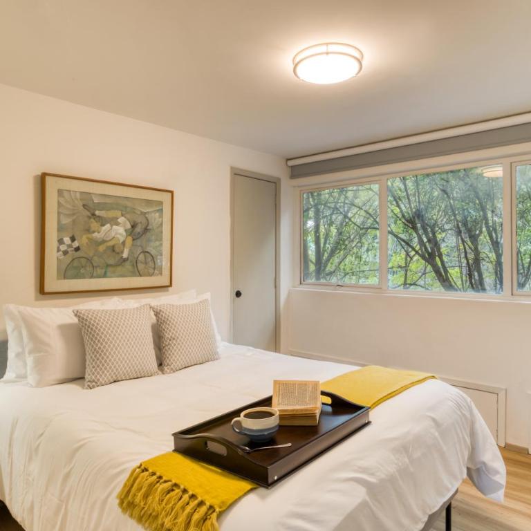 Comfy Apartment with Leafy Views by Tasman - Three-Bedroom Standard Apartment - 20