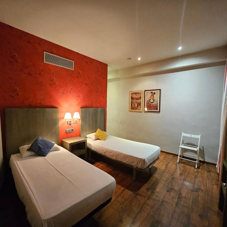 Hotel Annex - Rey Don Jaime I - Twin Room with Balcony - 6