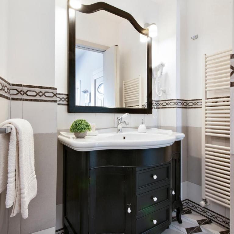 Dimora Vico Storella - Camera Familiare - 28
