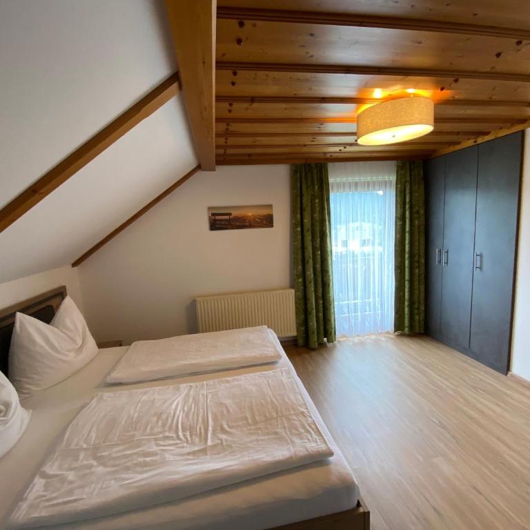 Haus Pfarrkirchner - Apartment mit Balkon - 2