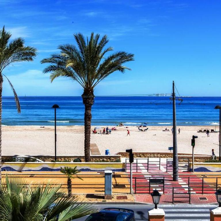 Playa primera linea Sunny in front of the sea - Apartamento de 2 dormitorios - 1