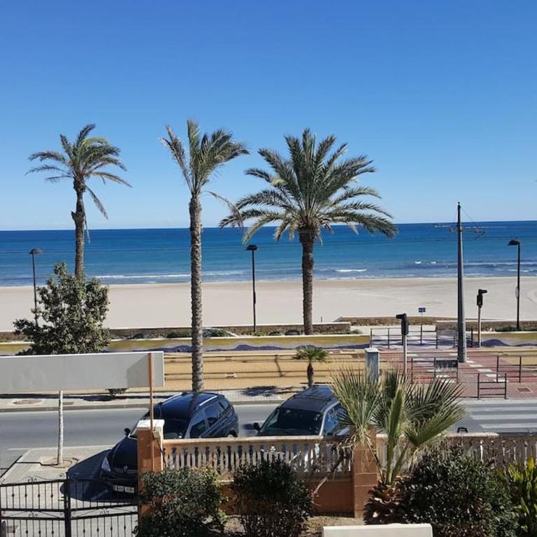 Playa primera linea Sunny in front of the sea - Apartamento de 2 dormitorios - 5