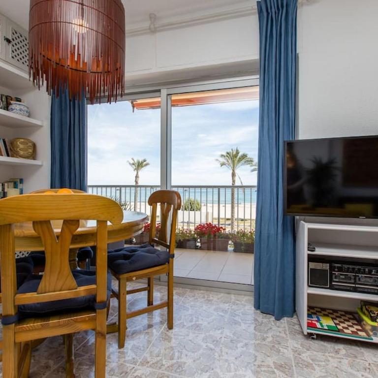 Playa primera linea Sunny in front of the sea - Apartamento de 2 dormitorios - 6