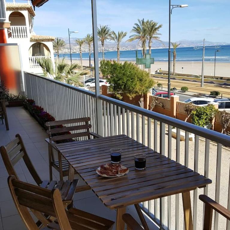 Playa primera linea Sunny in front of the sea - Apartamento de 2 dormitorios - 11