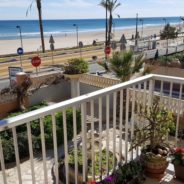 Playa primera linea Sunny in front of the sea - Apartamento de 2 dormitorios - 14