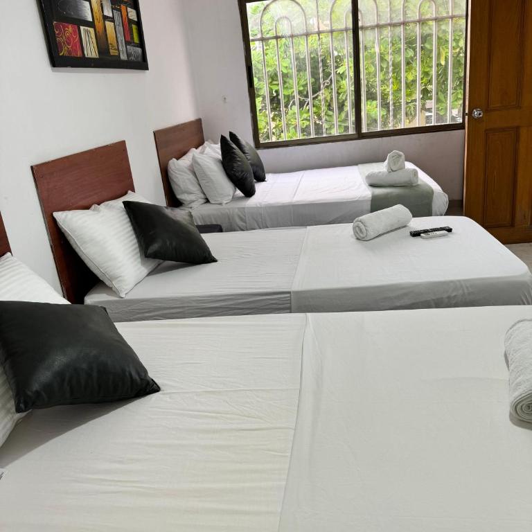 SGH HOTEL MADELEINE iNN - Habitación Cuádruple Confort - 2
