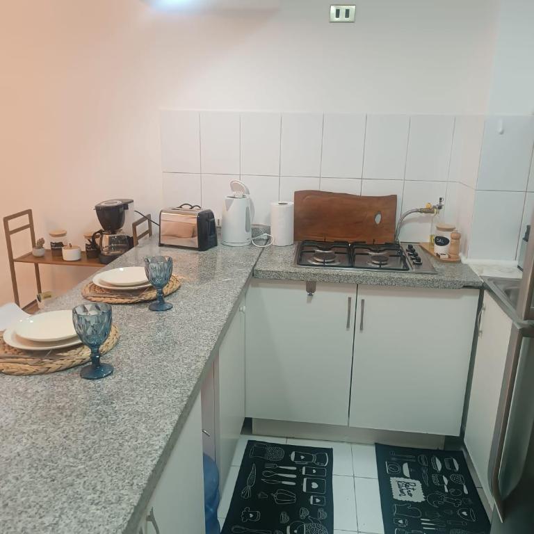 Hotel Santiago - One-Bedroom Apartment with Balcony and City View - 11