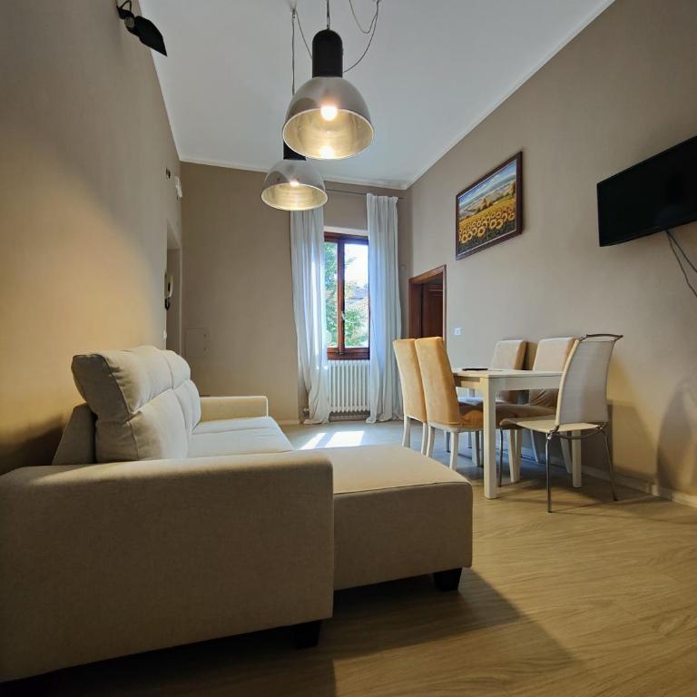 Large Family Flat - Tram to Center - Appartamento con 2 Camere da Letto - 32