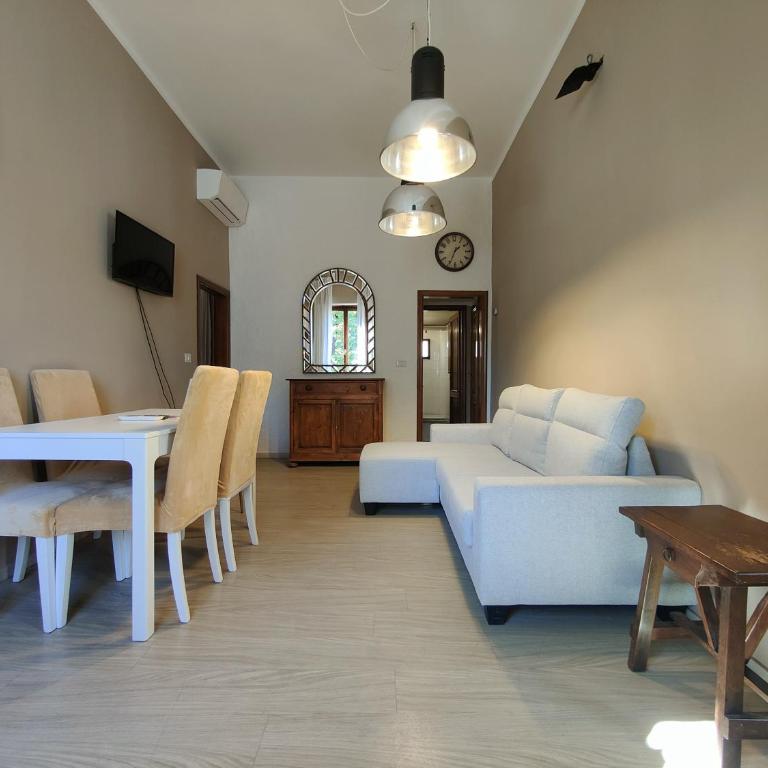 Large Family Flat - Tram to Center - Appartamento con 2 Camere da Letto - 39