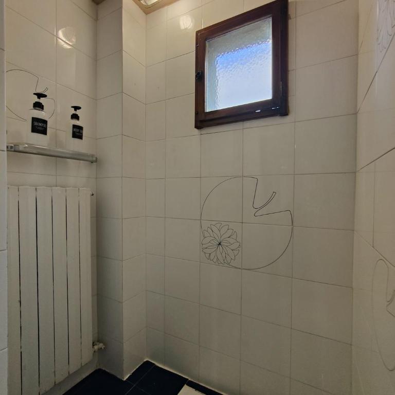 Large Family Flat - Tram to Center - Appartamento con 2 Camere da Letto - 37