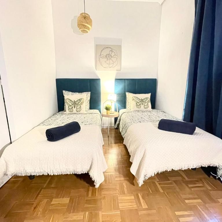 Centric Rooms Madera Gran Via - Twin Room with Shared Bathroom - 8