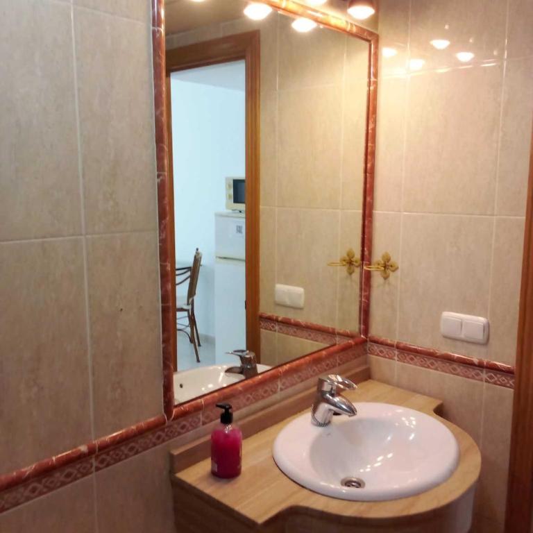 Coqueto estudio en Calle Vela - Monolocale Queen - 21