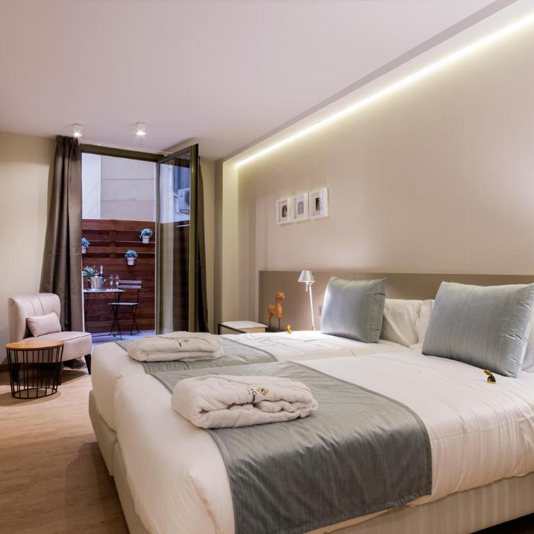 Hotel Well and Come Barcelona - Double or Twin Room with Terrace - 8