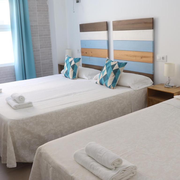 Hotel CALPE - Habitación Triple - 2