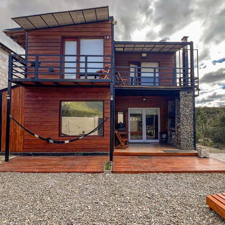 RentUp - Casa en Bariloche con chimenea y jardin en Mirador del Chalhuaco - Casa - 1