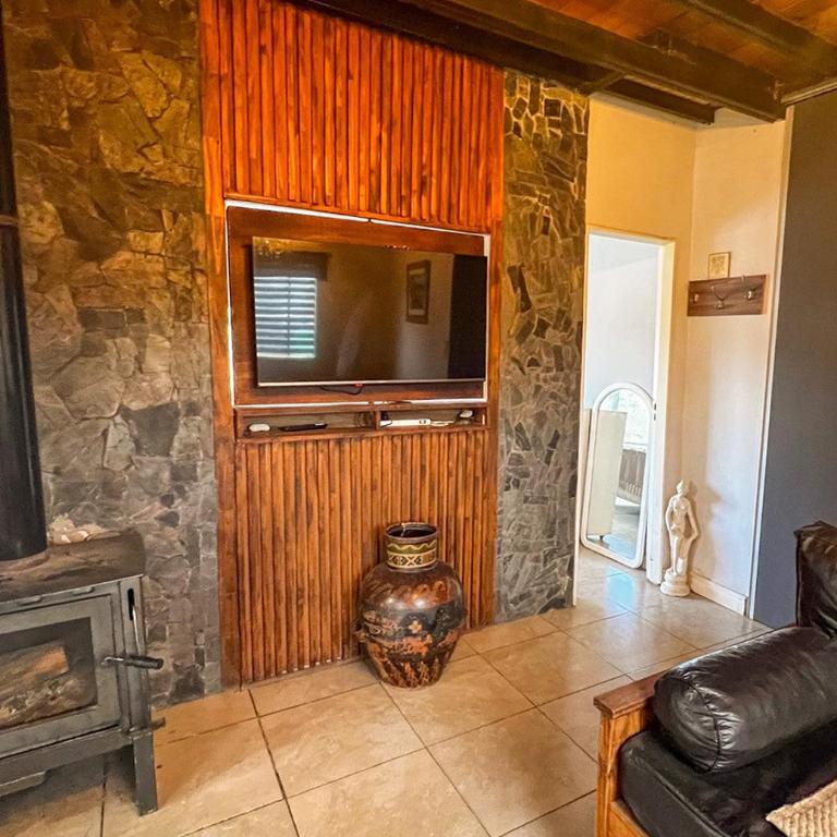 RentUp - Casa en Bariloche con chimenea y jardin en Mirador del Chalhuaco - Casa - 16